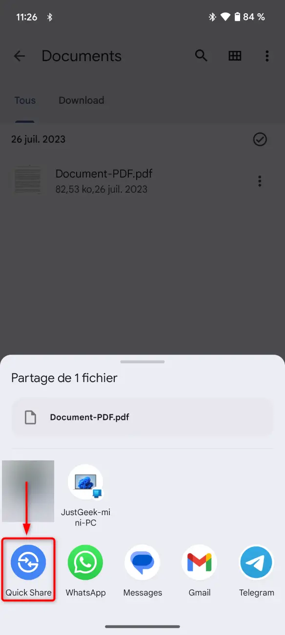 Capture d’écran sur Android montrant la sélection de fichiers à partager via Quick Share.